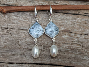 Dendritic Agate and White Pearl Earrings