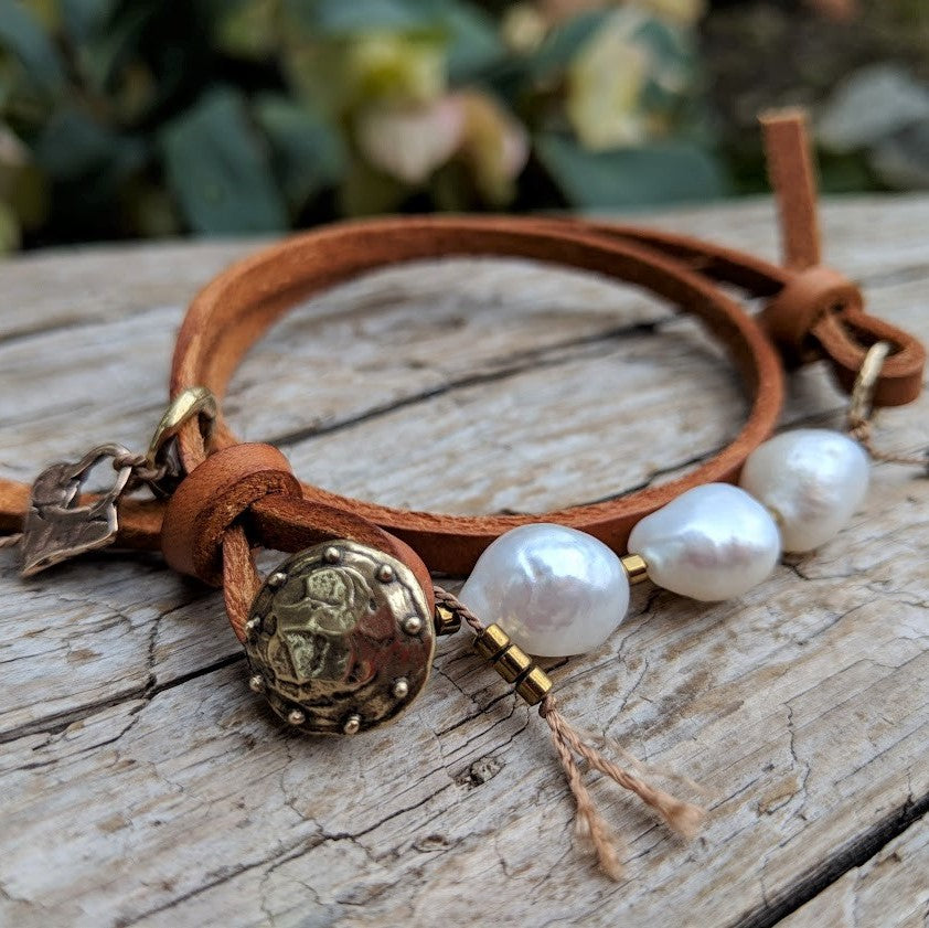 Boho Natural Baroque Pearl Leather Wrap Bracelet