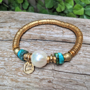 Handmade artisan genuine turquoise and Edison pearl heart elastic bracelet by Aurora Creative Jewellery