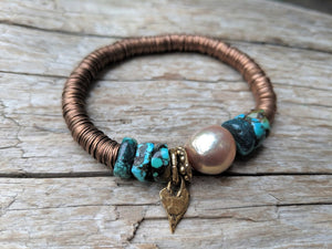 Handmade Turquoise Gemstone & Three Pink Pearls Elastic Bracelet by Aurora Creative Jewellery