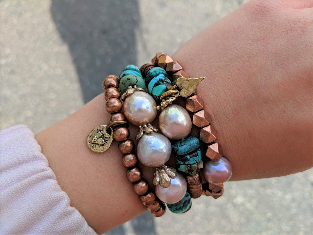 STONE PEARL BRACELET ON ELASTIC - PINK main image 1